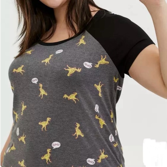NWT torrid Dinosaur Rawr! Classic Fit Feather Light Slub Crew Neck Raglan Tee - Picture 1 of 9